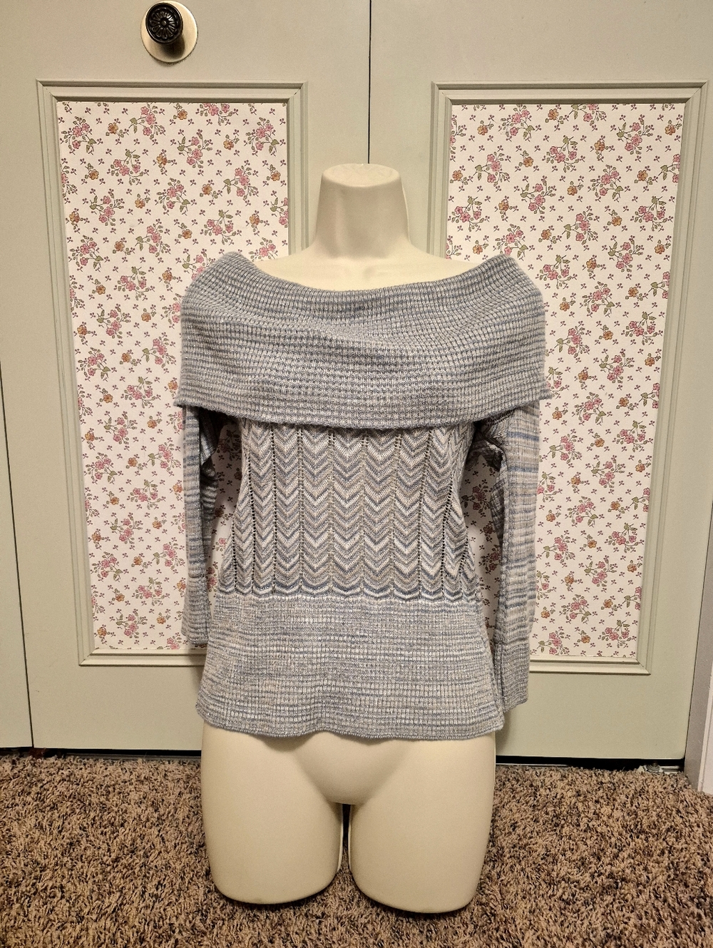 Takara Light Gray Shimmery Off-the-Shoulder Knit Sweater Size M